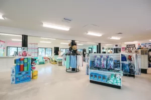 BeachWeekend Marina Shop